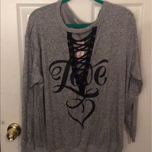 Soft gray sweater 🖤🖤🖤